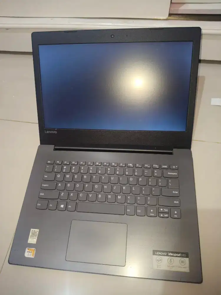 Laptop lenovo 330-14AST Laptop (ideapad)