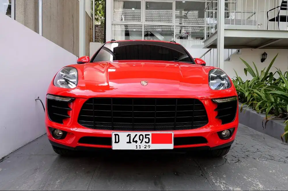 Jual Porsche Macan 2014 KM rendah gress pajak 1 tahun panjang