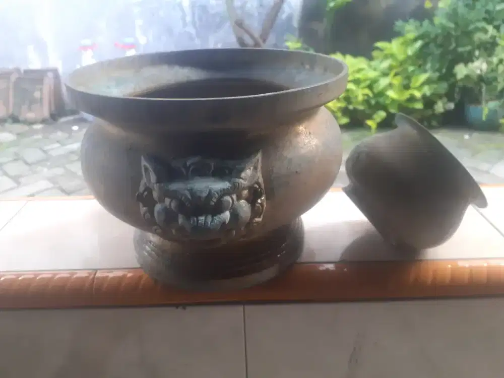 Bokor abu dupa kuningan besar kecil lawas