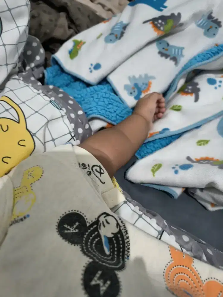 Mengasuh Bayi 2 Bulan