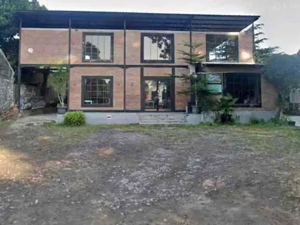 Disewakan bangunan cocok utuk cafe/kantor..