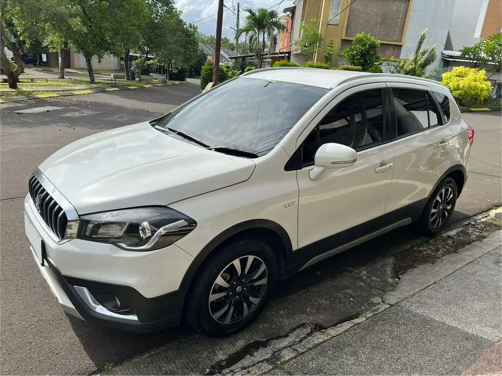 Suzuki SX4 2019 Bensin