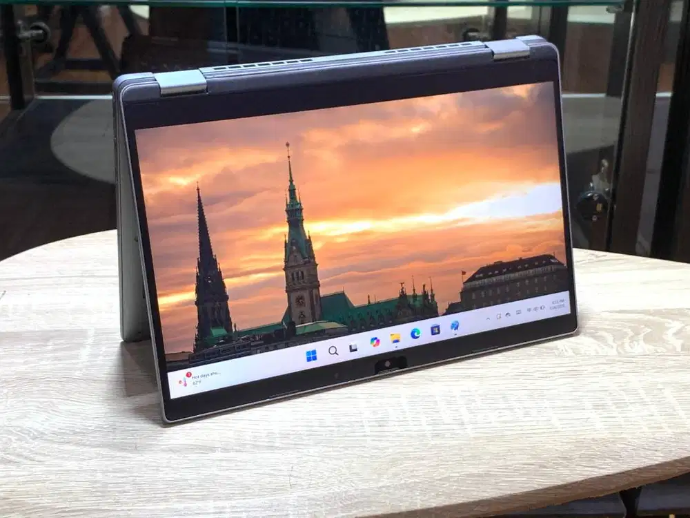 Promo Laptop Dell Latitude 5320 2in1 Corei5 GEN11 Ram 16Gb Touchscreen