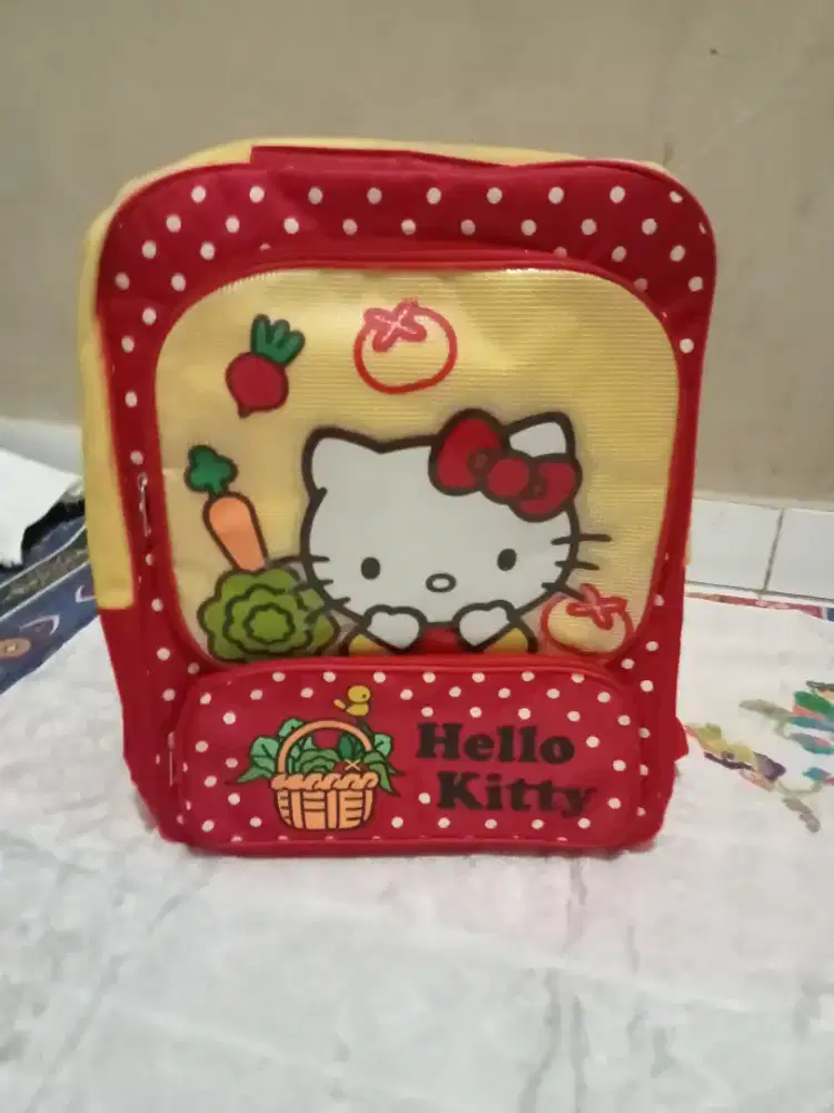 Tas sekolah cantik hello kitti