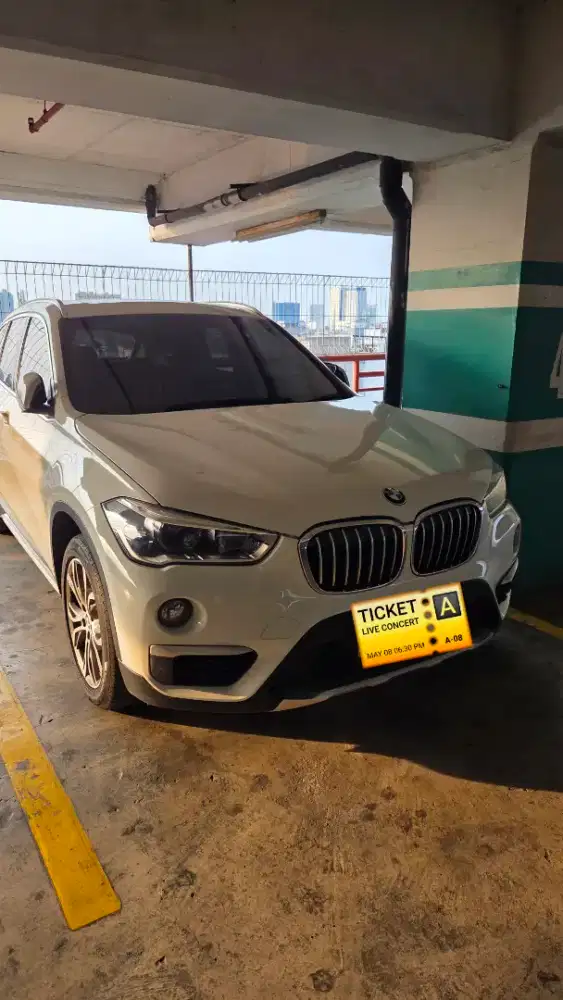 BMW X1 (2017) PANORAMIC