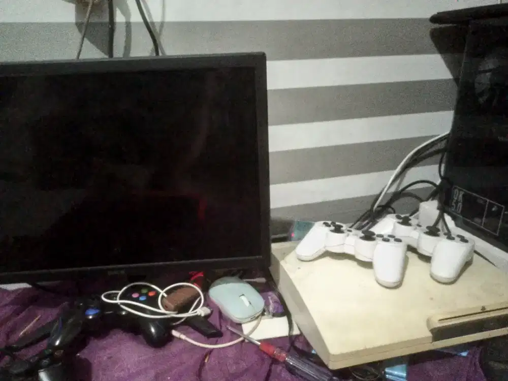 Ps3 slim 500gb cech25 bonus monitor
