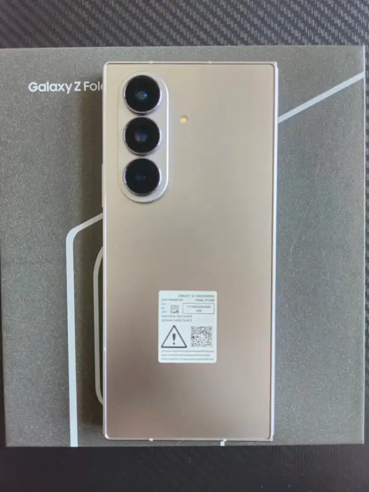 Samsung Galaxy Z Fold 7 Silver Shadow 512 Gb Resmi SEIN Mint Condition