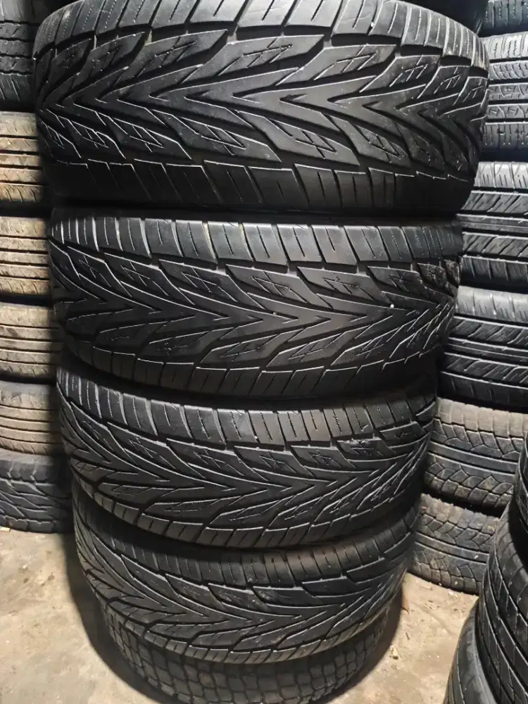 Toyo proxes 275 55 R20