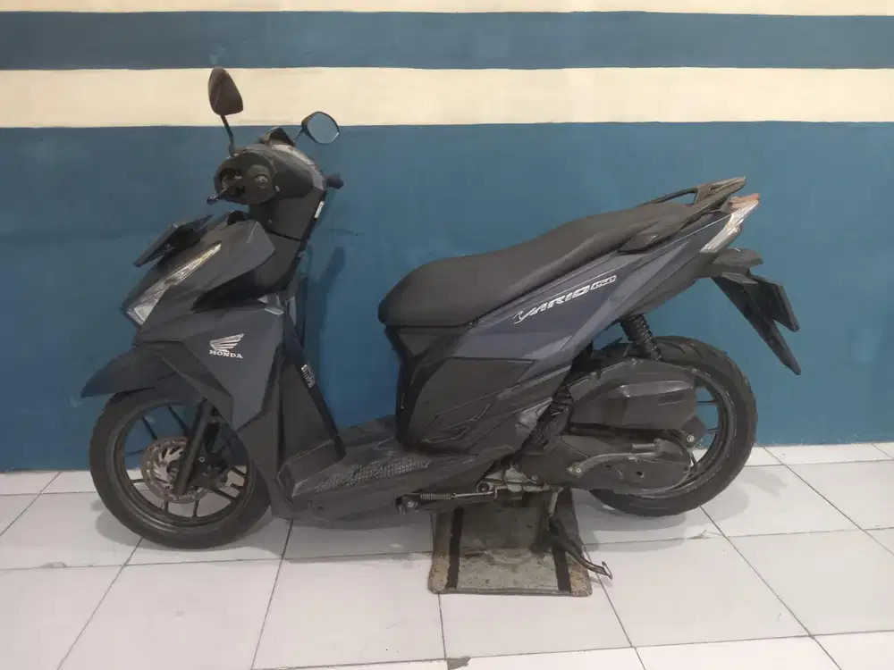 (JUAL CEPAT) HONDA VARIO LED OLD 2017