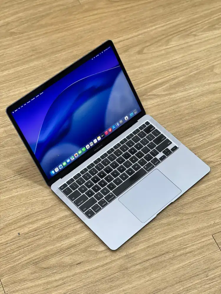 MacBook Air M1 2020 13inch 8/256