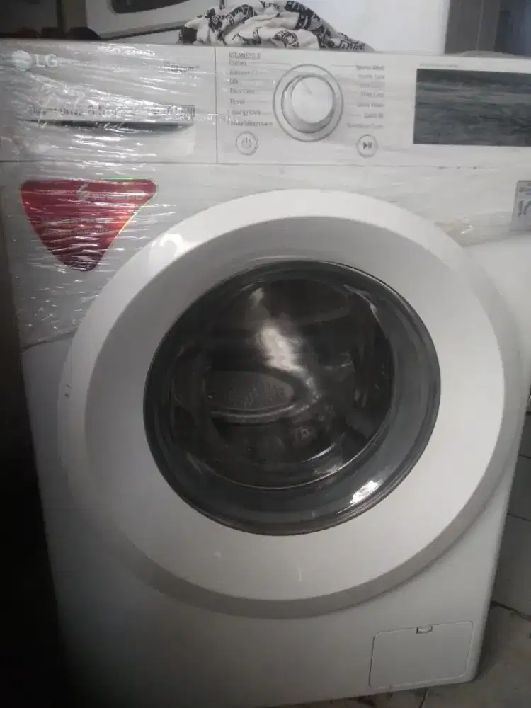 Mesin cuci merk LG