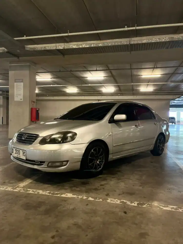 DIJUAL CEPAT Toyota Corolla Altis 2004 Bensin