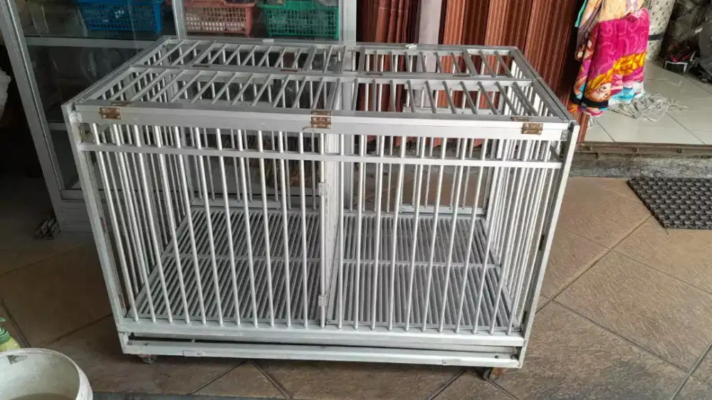 Kandang aluminium