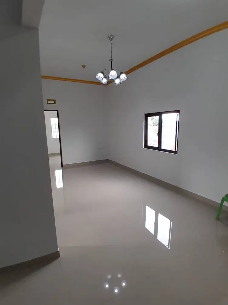 Dijual Rumah Cantik Siap Huni di Pinus Regency Bandung