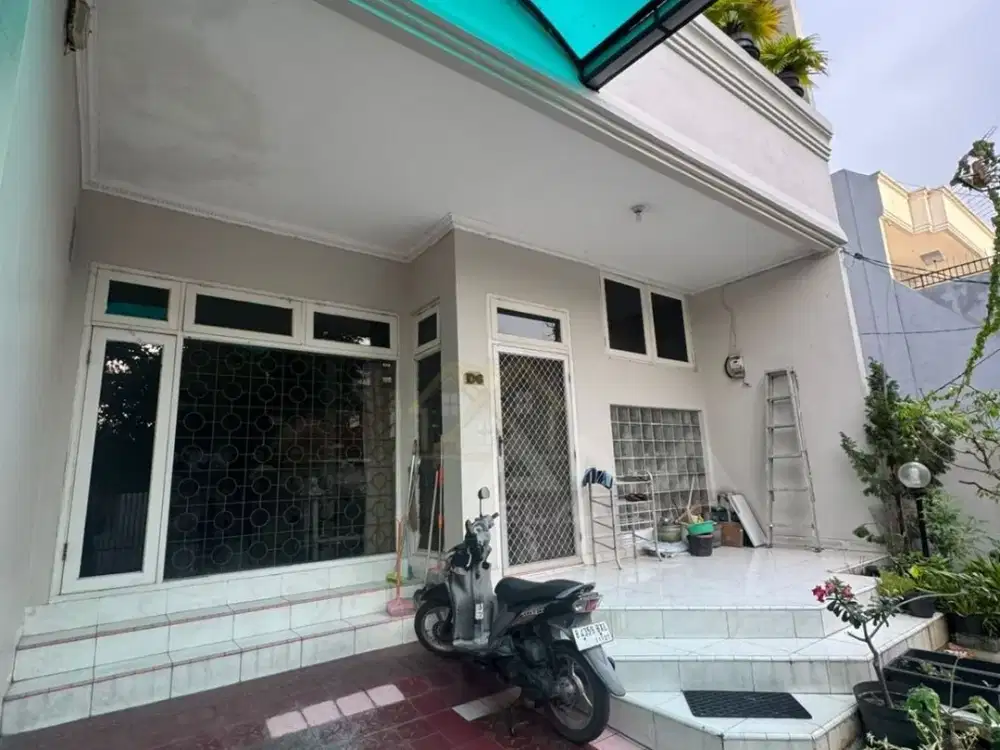 ANA RUMAH SIAP HUNI UK 7X22M DI KOMPLEK GRAWISA JELAMBAR