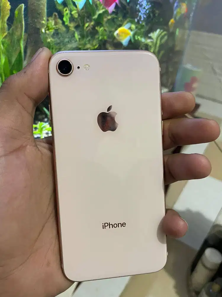 iPhone 8 64 All Operator