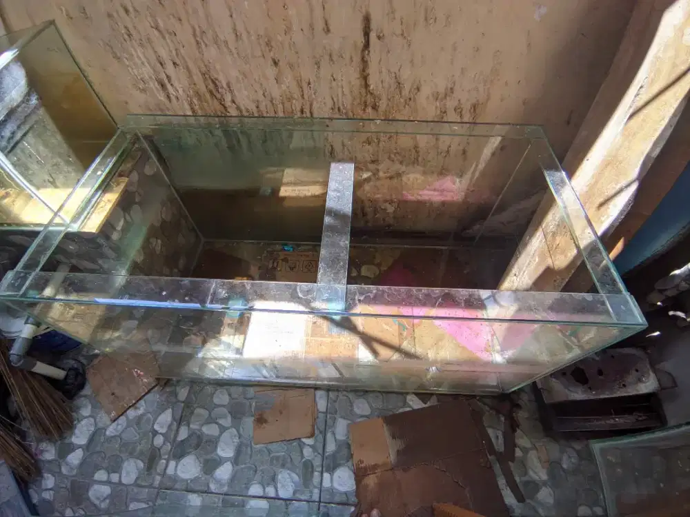 AQUARIUM BEKAS MASIH BAGUS