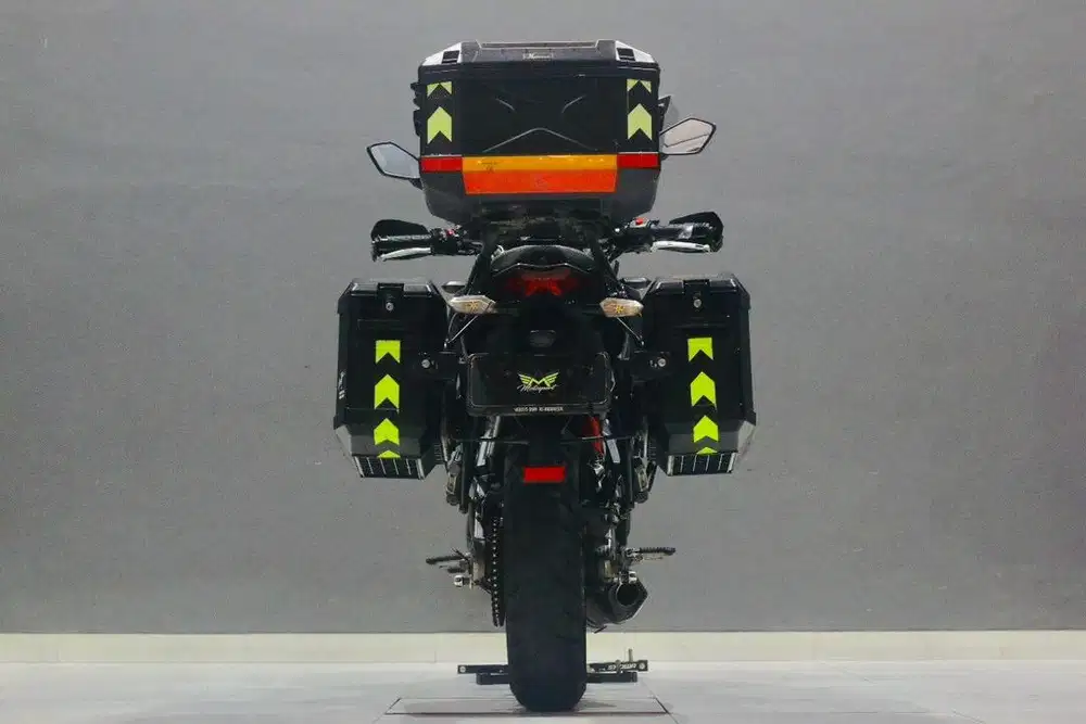 Kawasaki versys 650 ABS like new BMW GS310 er6n vulcan650 KTM 390 adv