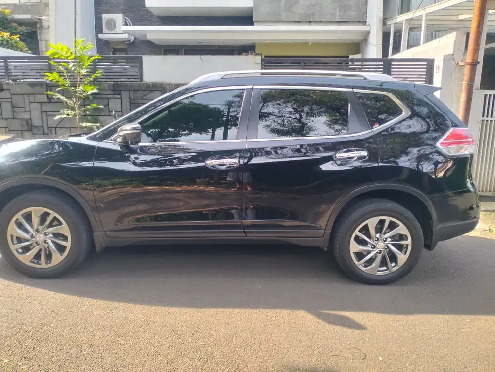 Nissan X-Trail 2015 Bensin