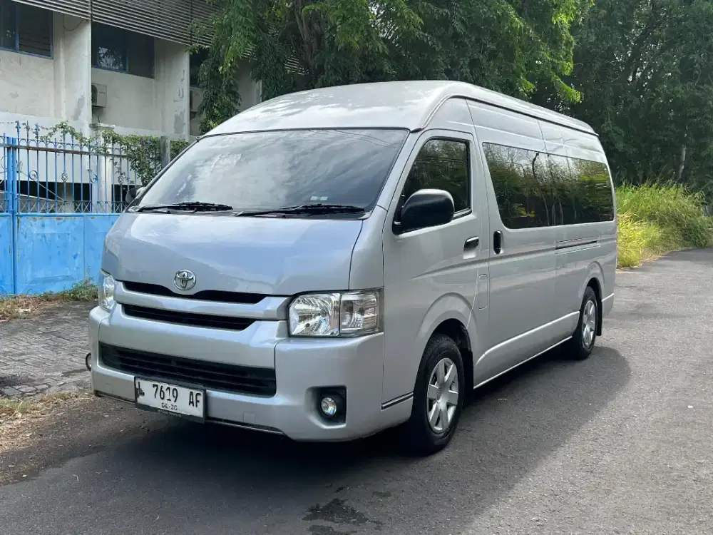 T. HIACE COMMUTER Manual 2019