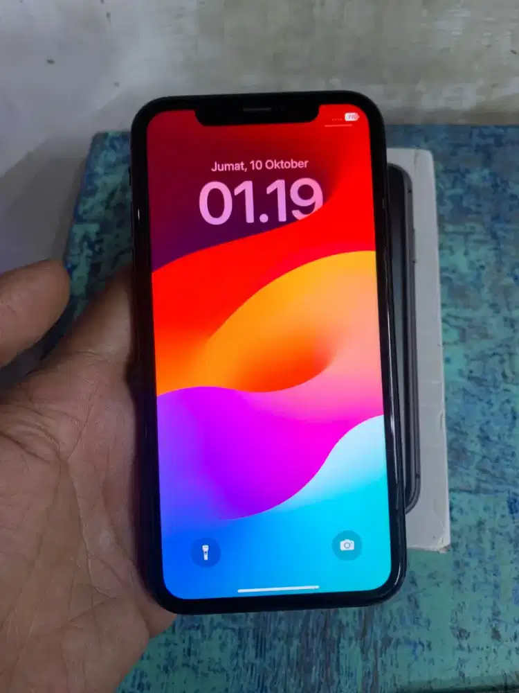 Iphone XR 64Gb segel orinan semua lancar gak ada minus bisa TT