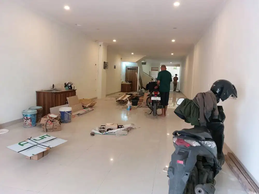 Taman Kopo Indah Bandung Disewa Ruko Cantik Siap Pakai