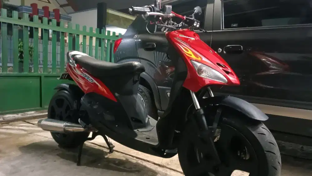 Mio 2011 sporty model lowrider