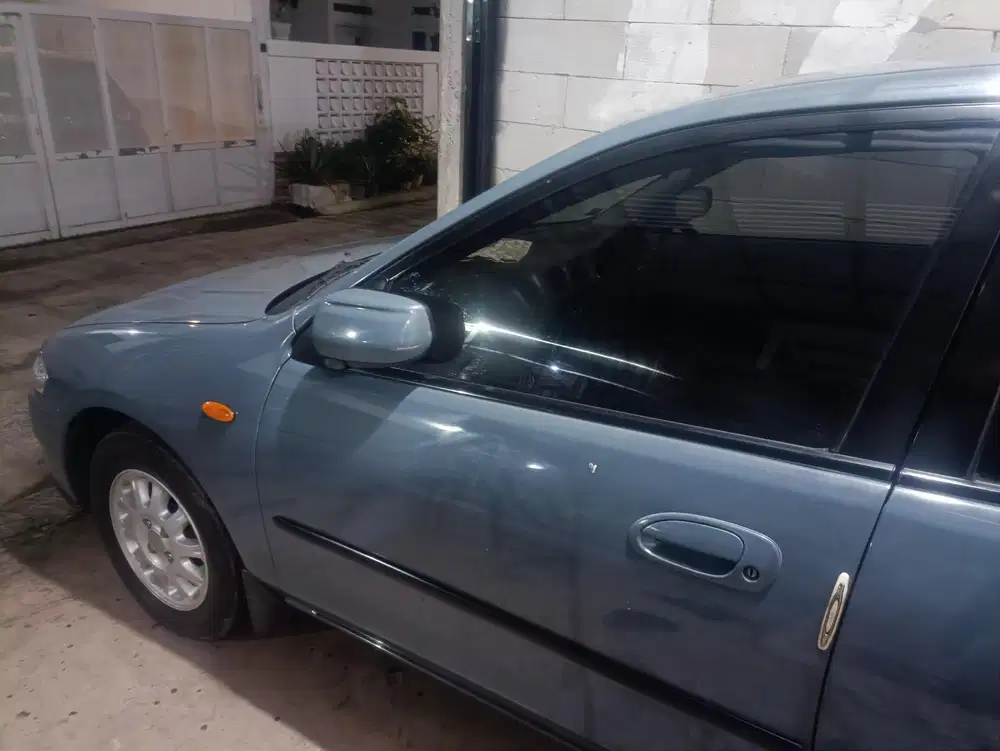 Mazda Familia 1998 Bensin