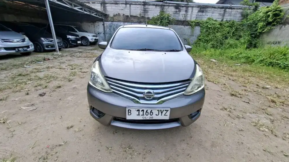Nissan Grand Livina 1.5 SV Matic 2014