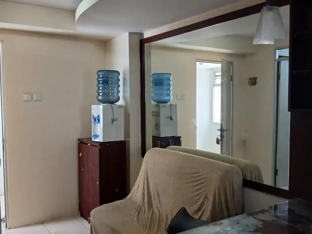 Disewa Apartemen Gading Nias - T. Emerald, 2 BR, Furnish, Rapih, Ready