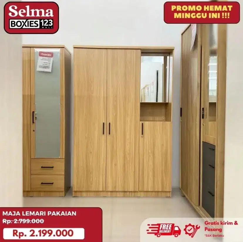 Lemari 3 pintu dengan kaca