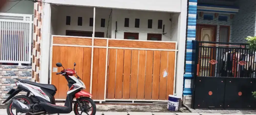 Dijual murah rumah lokasi stategis surabaya barat