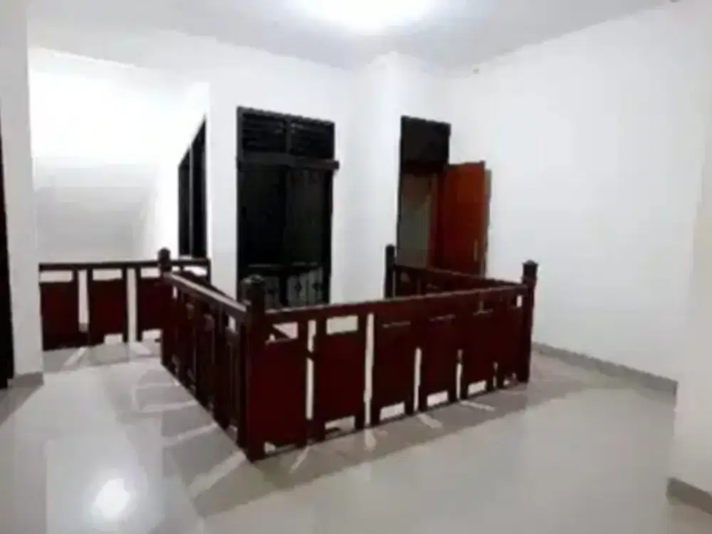 Rumah 2 Lantai Siap Bagus Area Tenang Di Pondok Indah