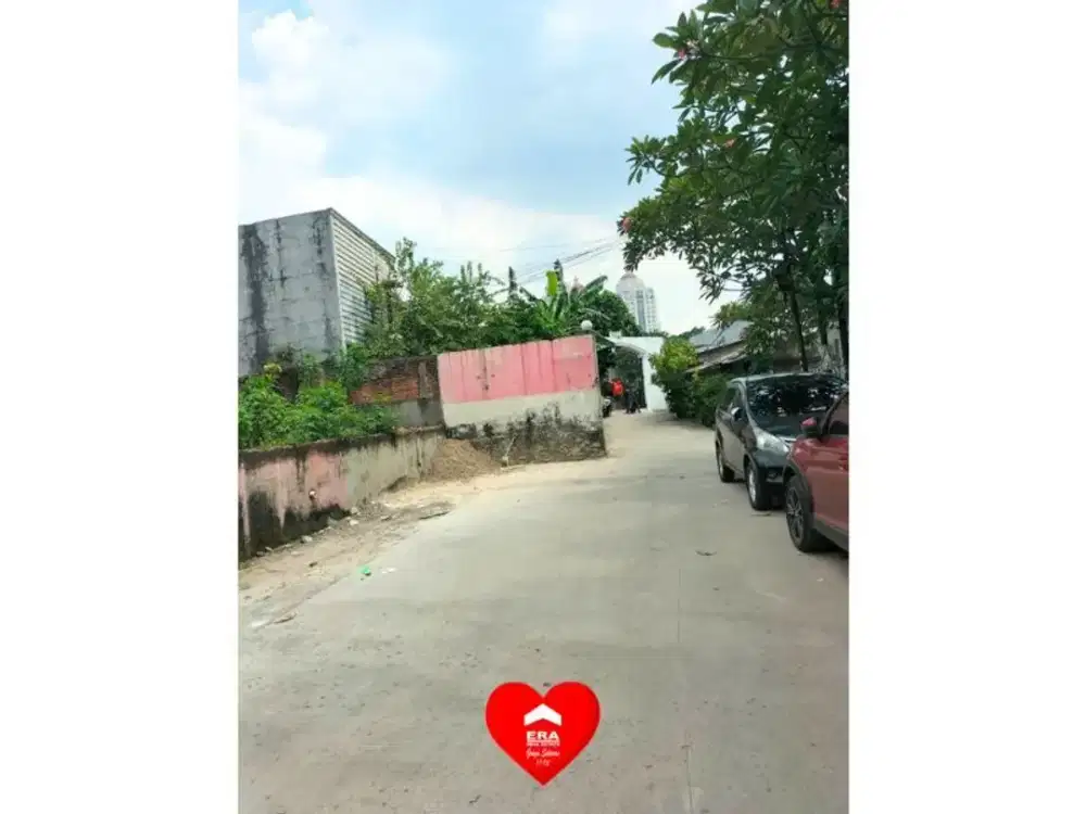 Lahan dengan 6 Bangunan Rumah di Jl Tentara Pelajar, Jakarta Selatan