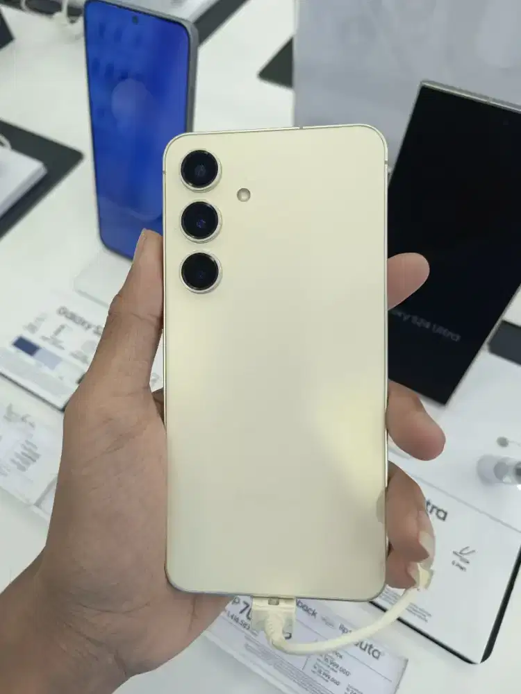 Credit Samsung Galaxy S24 Basic Dp 0% Bunga 0%