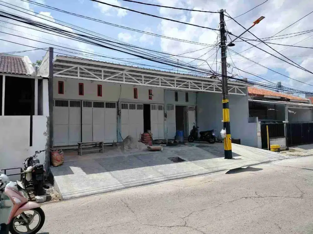 Di sewakan  Ruko gandeng  3,   siap pakai. Di Jaka setia.  Bekasi.