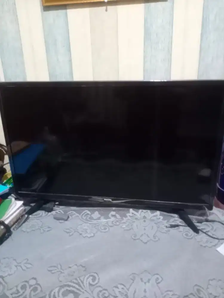 TV philips 17in