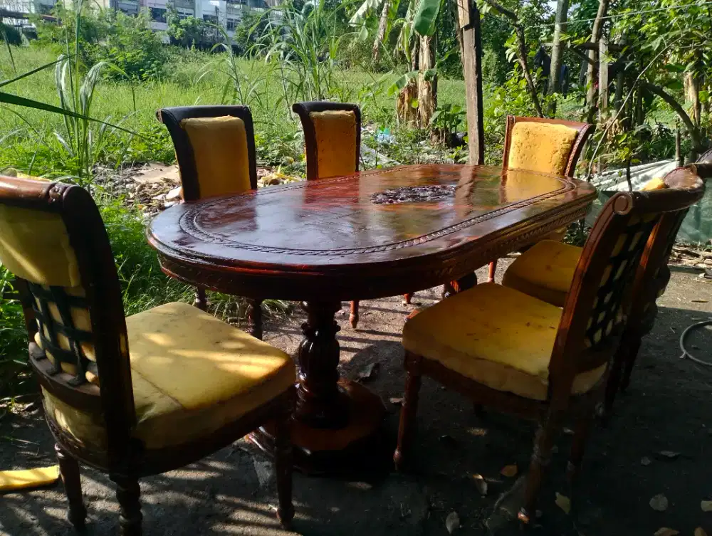 meja makan jati Jepara asli, siap pakai, masih nisa request bahan