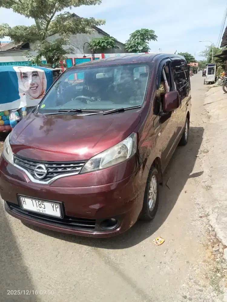 Nissan Evalia tipe XV manual