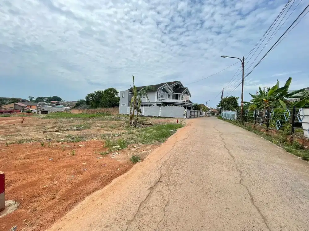 Tanah Sukabangun 2 dekat Jalan Kolonel Burlian Palembang SHM