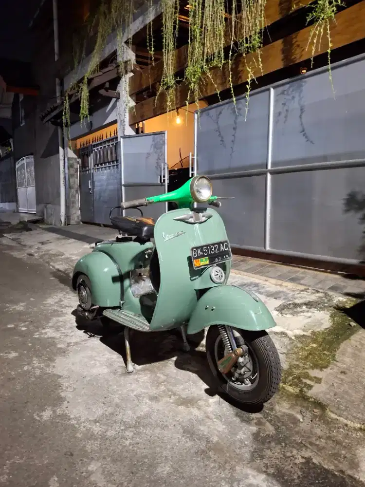 Vespa Sprint 1977 look vbb