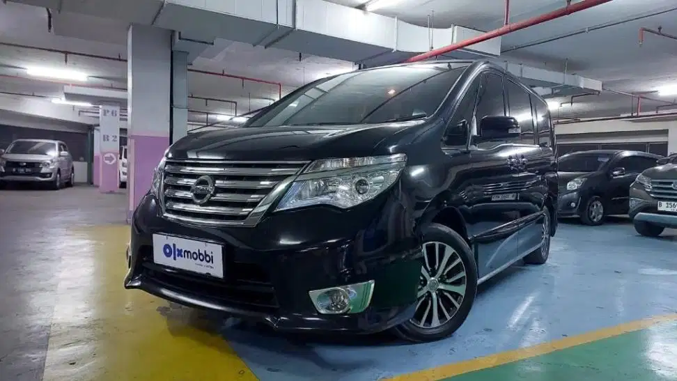 Nissan Serena 2.0 Highway Star Bensin-AT 2017 Hitam
