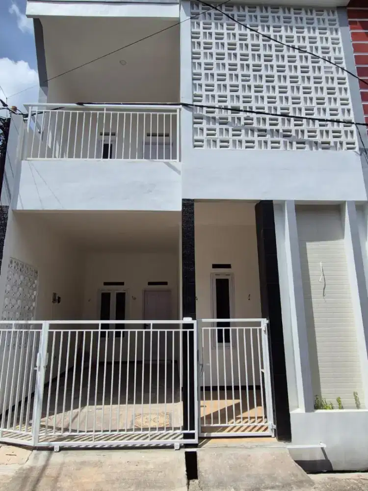 JUAL RUMAH BARU BEBAS BANJIR 2 LANTAI DI RIUNG BANDUNG