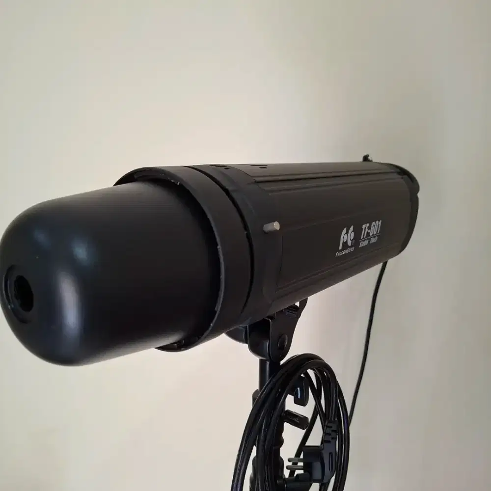 Lampu Studio Flash Falcon Eyes TF-601