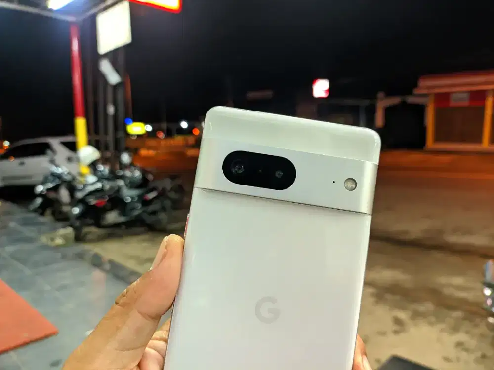 Google Pixel 7 Snow White