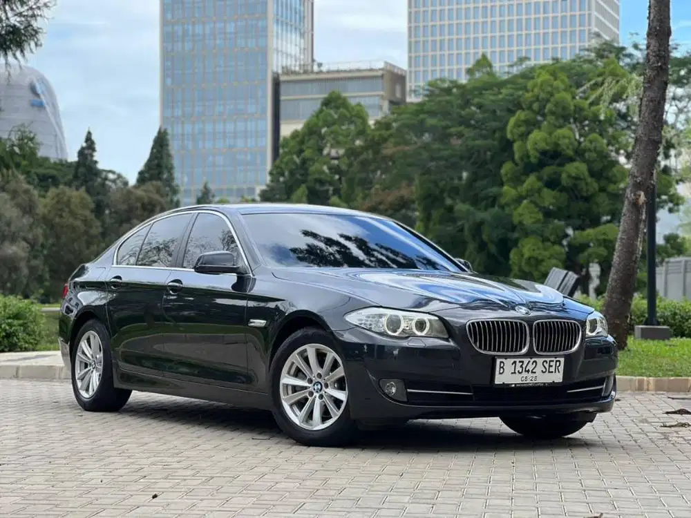 [KM 36rb BUKAN MILES] BMW 523i AT 523 LOW KM PAJAK PANJANG 2011