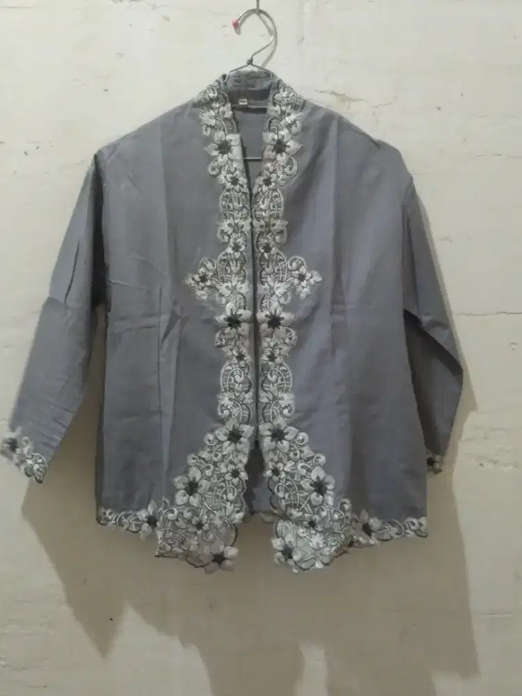 Kebaya katun bordir anak