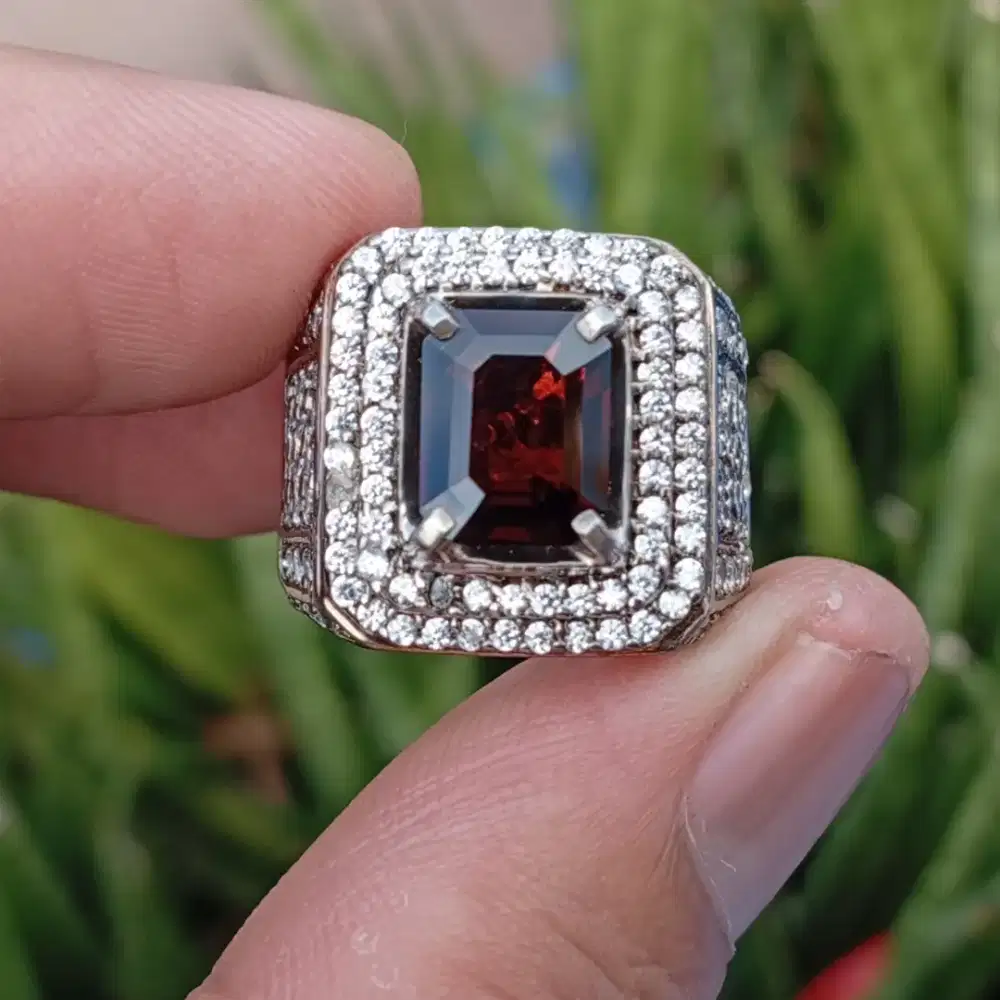 Red spinel Birma 2.19 ct