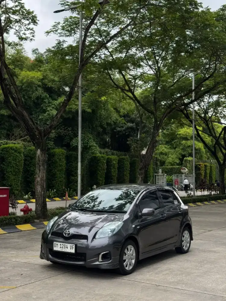 Toyota Yaris E 1,5 Manual 2013
