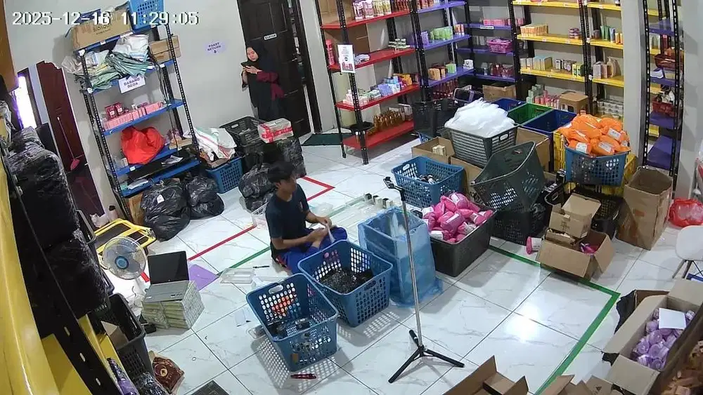 KHUSUS PEREMPUAN - LOKER PACKING ONLINE SHOP SKINCARE